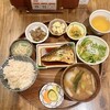 八百屋とごはん むかい
