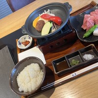 すき焼き 牛しゃぶ 松重 - 