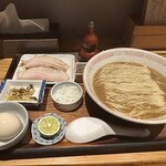 炭火焼濃厚中華そば 海富道 - 