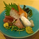 すし酒場 握わい - 刺身五点盛り(一人前)