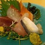 すし酒場 握わい - 刺身五点盛り(一人前)＠アップ