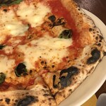 Pizzeria Bakka M'unica - ランチマルゲリータ（サラダ付き）：１３３０円