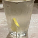 和風もつ料理 あらた - ●特製ハイボール(300円)