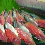竈 - 秋刀魚の刺身　800円