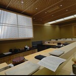 THE SUSHI NAGOYA 海 KAI - 店内