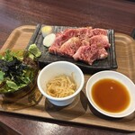 炭火焼肉 久 - ハラミランチ
