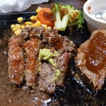 いきなりステーキ - 山葵たっぷりでいただきます。ソースは柚子醤油！