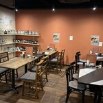 炭火焼鳥みなしげ - 2025/6/26 ディナーで利用。内観の様子。