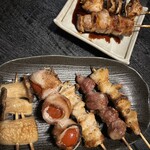 炭火焼鳥みなしげ - 2025/6/26 ディナーで利用。料理の様子。