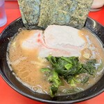 横浜家系ラーメン 宮里家 - 