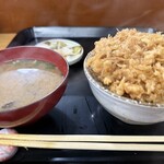 井筒 - 最後は、かき揚げ丼で〆ました。