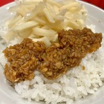 家系ラーメン 王道家直系 修 - 刻み生姜と無限ニンニクのオンザライスはサイコー！