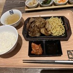 牛角焼肉食堂 - 料理写真: