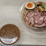 セブンイレブン - 料理写真:冷しつけ麺 648円(税抜)