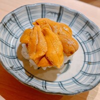 佐野鮨 - 愛媛の赤ウニ