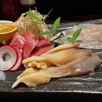 地酒炭焼肴や - 