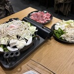 ジンギスカンともつ鍋の店 南部八炉 - 