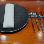 馳走西健一 - カウンター