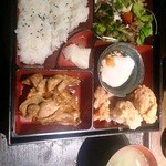 やきとん わいわい本舗 - 豚のしょうが焼＆唐揚げおろしポンズ、温泉玉子　790円