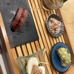 鉄板焼LOJI - 前菜　じゅんさいが涼しげ　握り寿司美味しいです