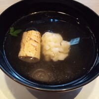 こ盆 - 鱧と焼目湯葉のお吸い物