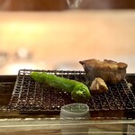 IL TEATRINO DA SALONE - 焼き物）炭火で焼いています。