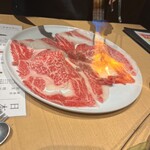 309582325 - 