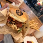 近江牛バーガーSUDAKU - 