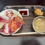 横浜魚市場卸協同組合 厚生食堂 - 