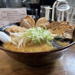 雪だるま - 厚切りチャーシューめん