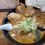 雪だるま - 厚切りチャーシューめん