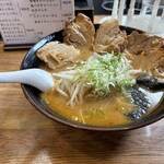 雪だるま - 厚切りチャーシューめん