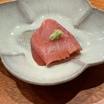 309590763 - よこわの漬けのアップ