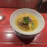 九州中華 鶏 麺 キムラハンテン by NOGI NISHIAZABU TOKYO - 博多地鶏レモン鶏ソバ1,000円