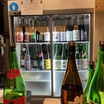 純米酒専門 YATA - 日本酒メニューないから冷蔵庫を確認するしかないのです
