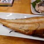 北のどんぶり屋 滝波食堂 - しまほっけ半身