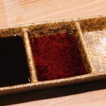 TONKATSU KEITA - ソース2種類、ヒマラヤ岩塩