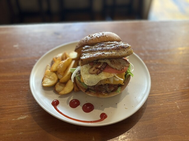 ズートンズ 久茂地店 （Zooton's） - 県庁前/ハンバーガー