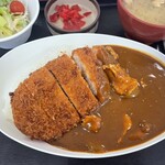 辛酉会食堂 - 揚げたてサクサクの部分が多めです！