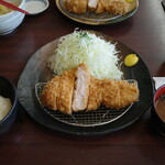 平田牧場 とんや - 金華豚