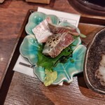 味噌と鮮魚と純米酒 穂 - ちょい刺身¥200