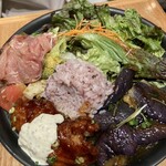 エムズマーケット デリカテッセン&ダイナー - 