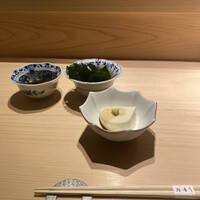 鮨 由う - 