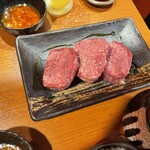 焼肉とらちゃん - 