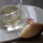 Restaurant Re: - モモのソルベ