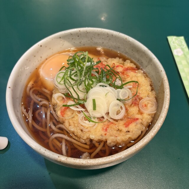 立ち食いそば・うどん ナイトレトロ（能代）- 手軽に本格味を楽しめる人気店