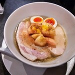 Ramen 翡翠 - 