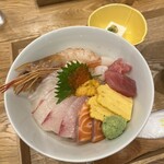 かねかつ食堂 - 極上海鮮丼(極上雲丹とイクラのせ)¥2,800
