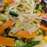 リンガーハット - 料理写真:野菜たっぷりチャンポン