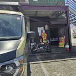 麺奏 弥栄 - 店舗入口